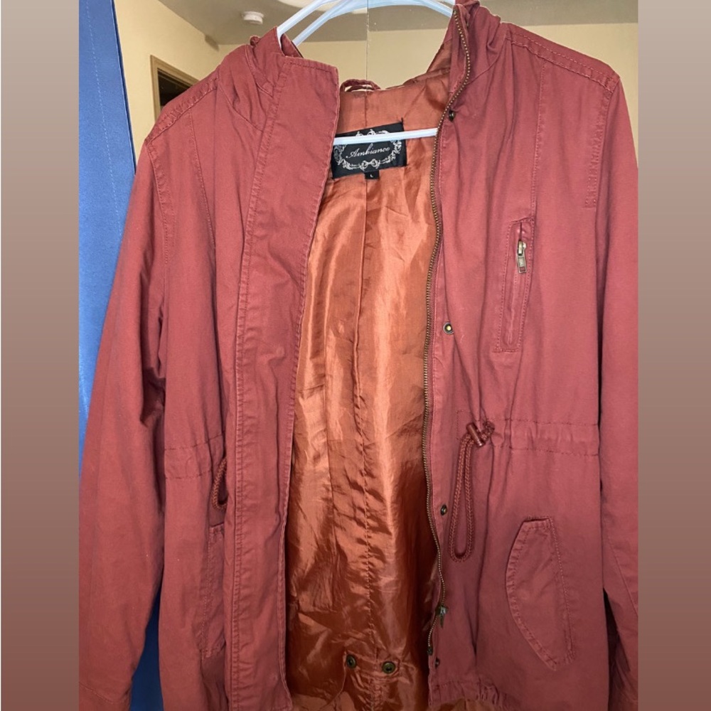 Utility jacket for women